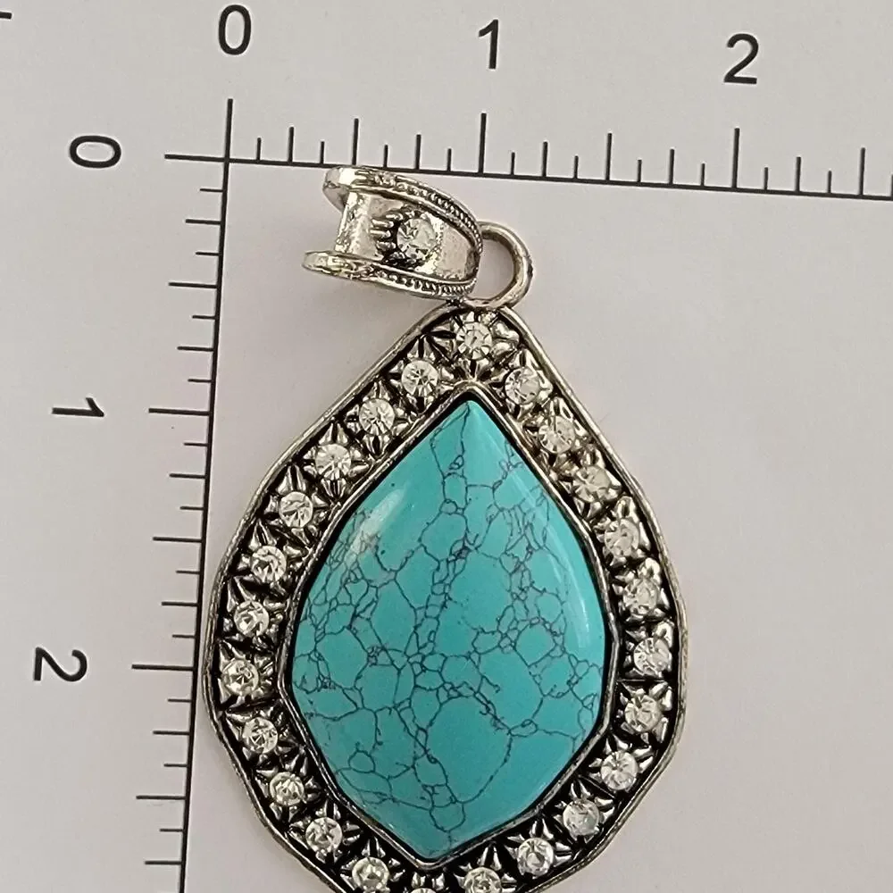 Womens Watch Turquoise Dial Silver Case Rhinestone Border Alloy Chain Teardrop